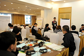 Presenting group discussion